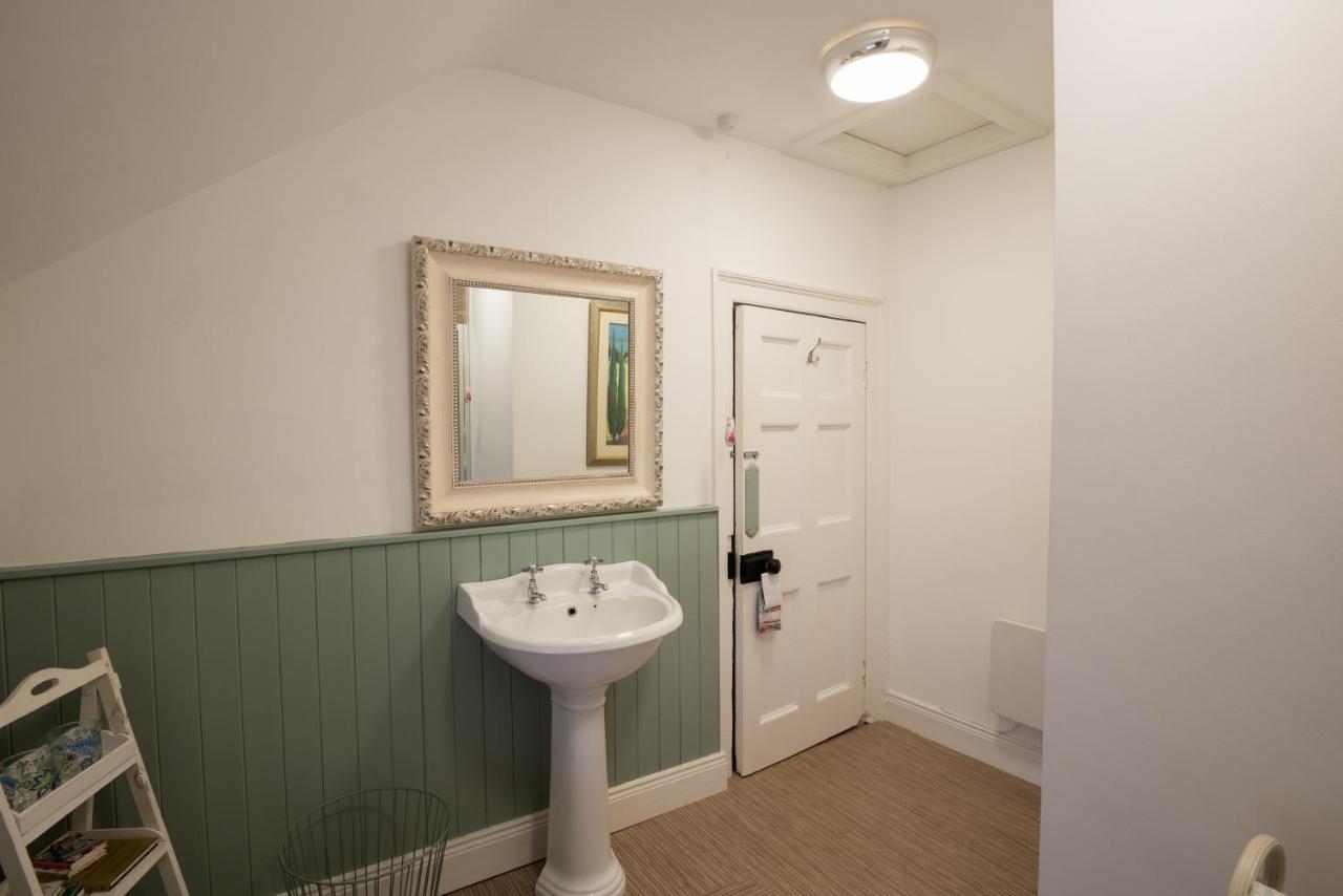 Charming 2-Bed Apartment In Donegal Town Centre Ngoại thất bức ảnh