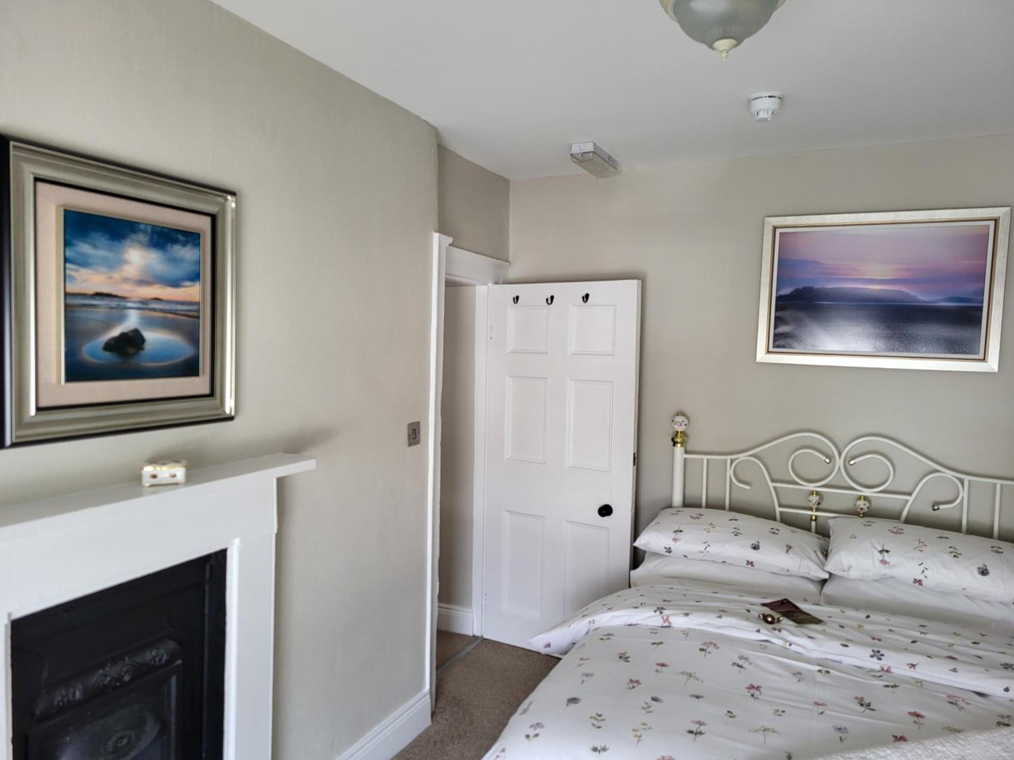 Charming 2-Bed Apartment In Donegal Town Centre Ngoại thất bức ảnh